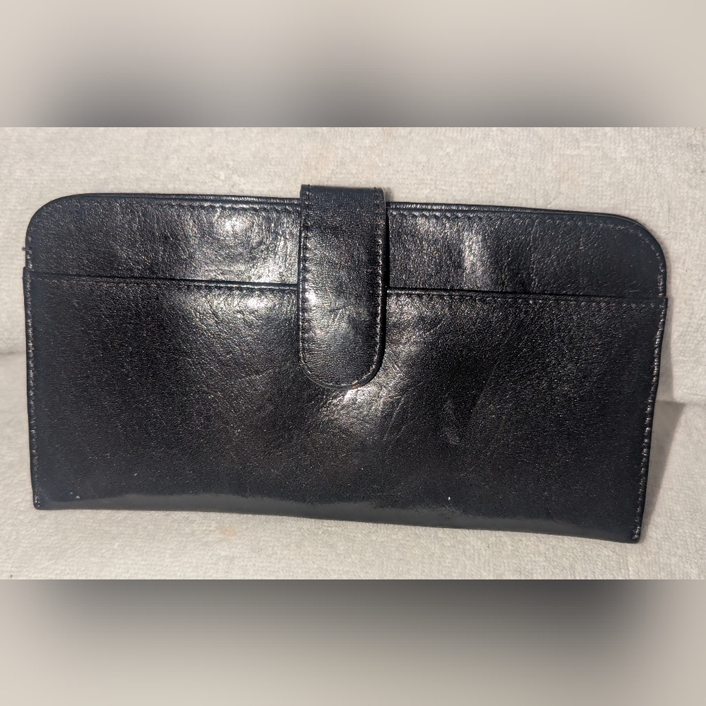 Sleek Hobo International Black Leather Wallet